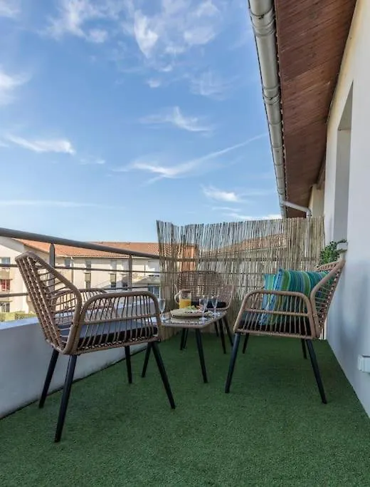 Splendid T2 Piscine En Ete Avec Terrasse, Airbus Et Aeroport Apartman Toulouse