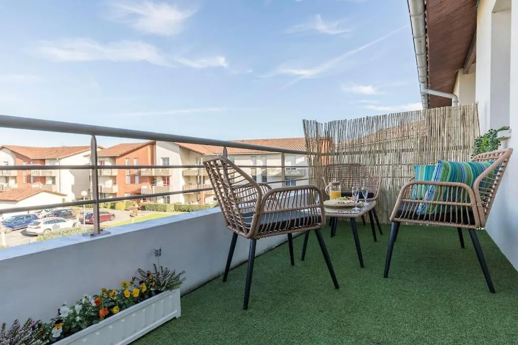 Splendid T2 Piscine En Ete Avec Terrasse, Airbus Et Aeroport Apartman Toulouse 0*,  Franciaország